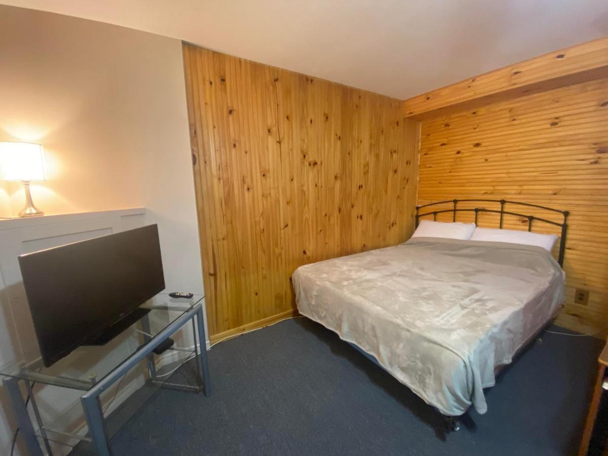 Hillcrest Motel Сент-Джон Экстерьер фото