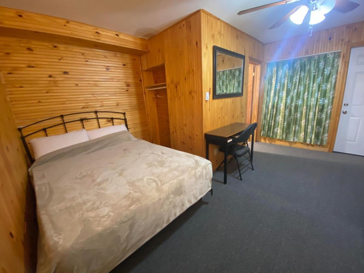Hillcrest Motel Сент-Джон Экстерьер фото